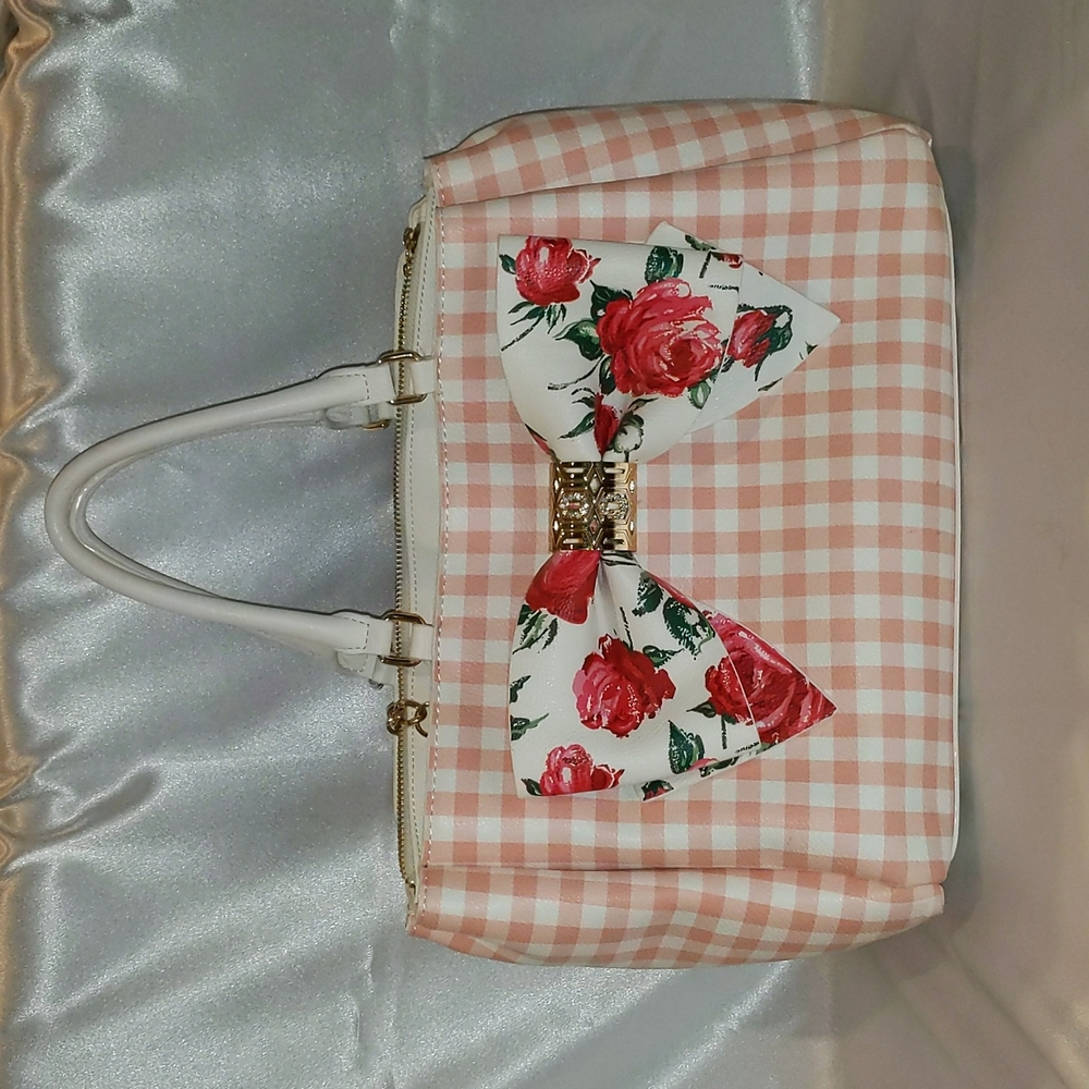 Cute Betsey Johnson Gingham Bow Purse
